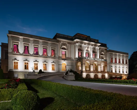 salzburg_quer_nacht_0241_fassade_2017_icv2_casinos_austria_ag.jpg