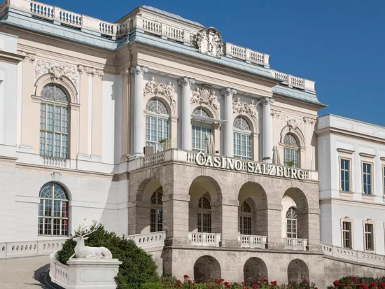 salzburg_hoch_tag_0016_fassade_2017_icv2_casinos_austria_ag.jpg